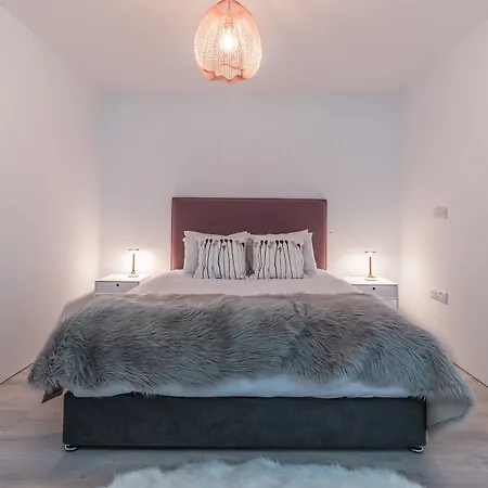 The Phil Lennet Apartment *